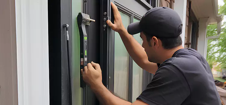 Fix Latch on Sliding Door Niles